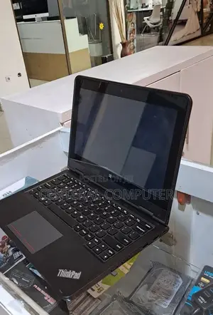 New Laptop Lenovo Yoga 11e 4GB Intel Core 2 Duo HDD 500GB