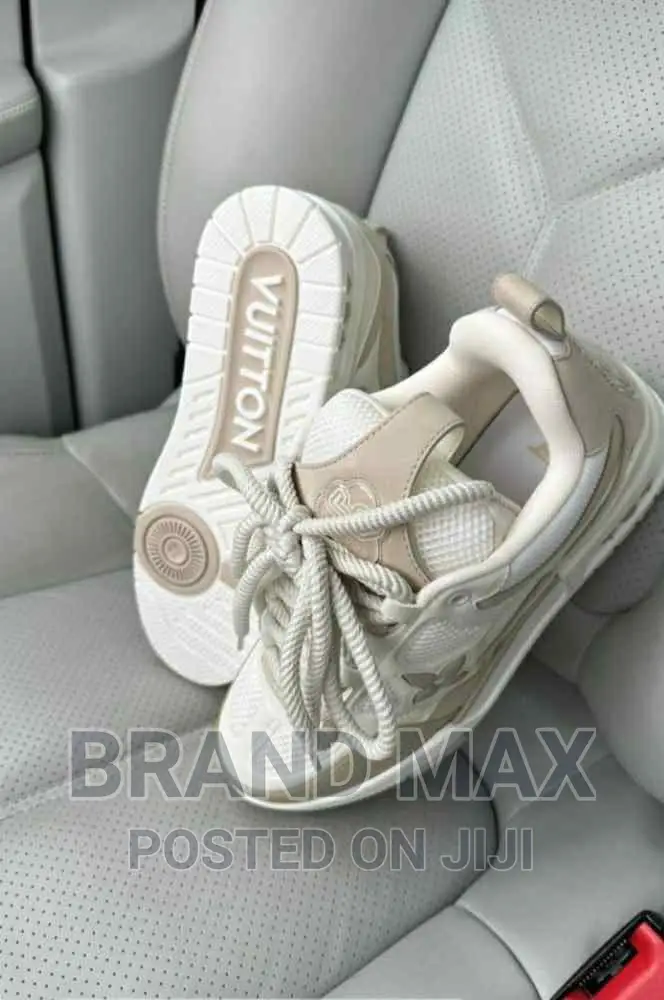 Louis Vuitton LV Trainers 2023 Premium Quality