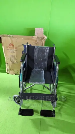 Packed New Wheelchair/Wheelchair/Foldable Wheelcahir/Wheel