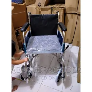 Medical Wheelchair/Commode Wheelchair/Foldable Wheelchair