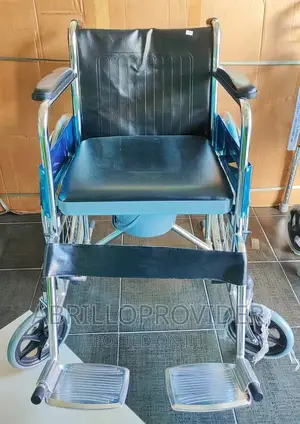 New Packed Wheelchair/Toilet Wheelchair/Commode Wheelchair