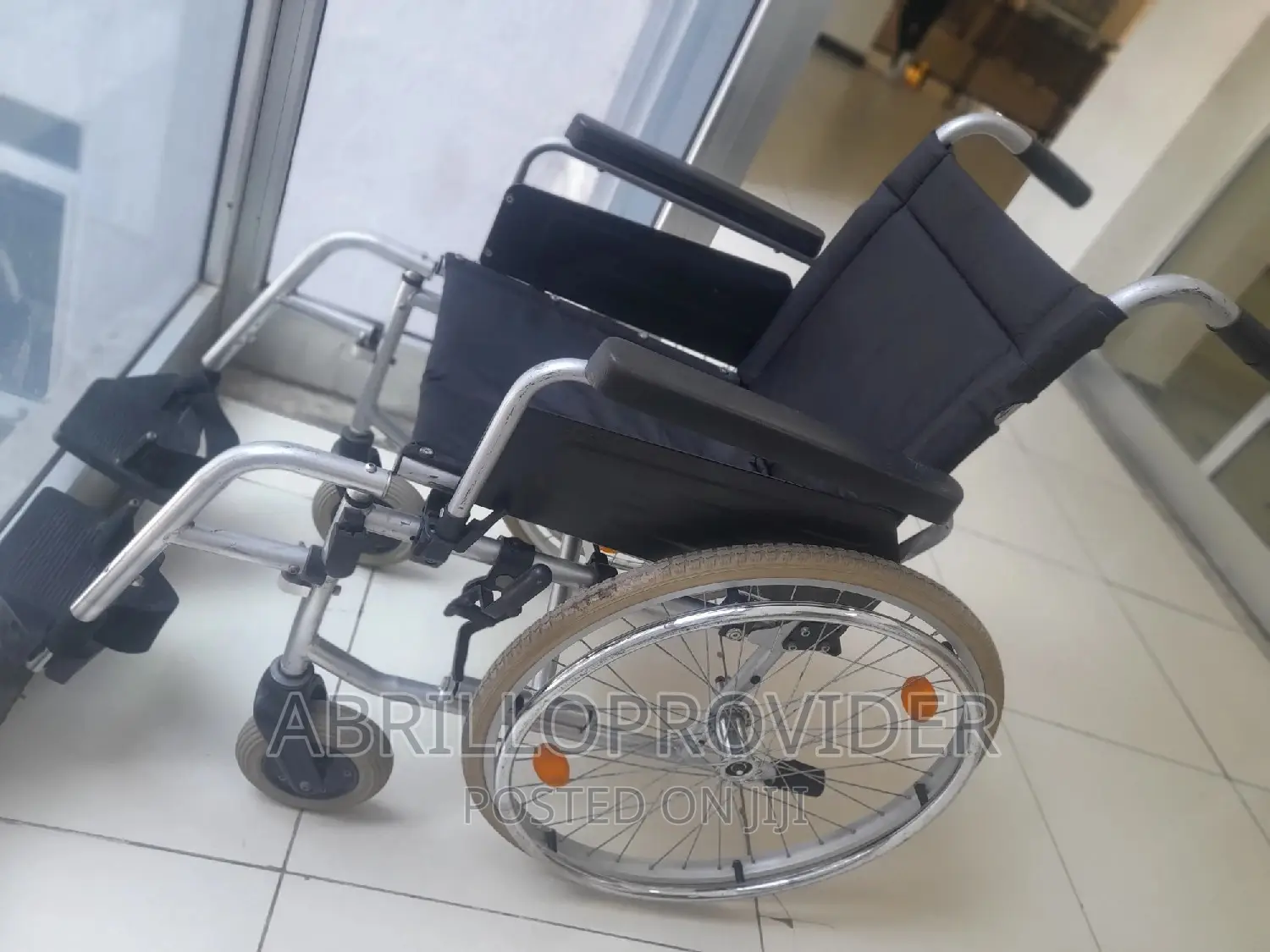 Comfortable Wheelchair/Used Wheelchair/Foldable Wheelchair