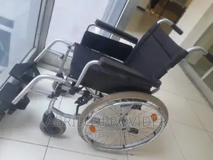 Photo - Comfortable Wheelchair/Used Wheelchair/Foldable Wheelchair