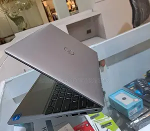 Photo - New Laptop Dell Latitude 13 7350 8GB Intel Core I5 SSD 256GB