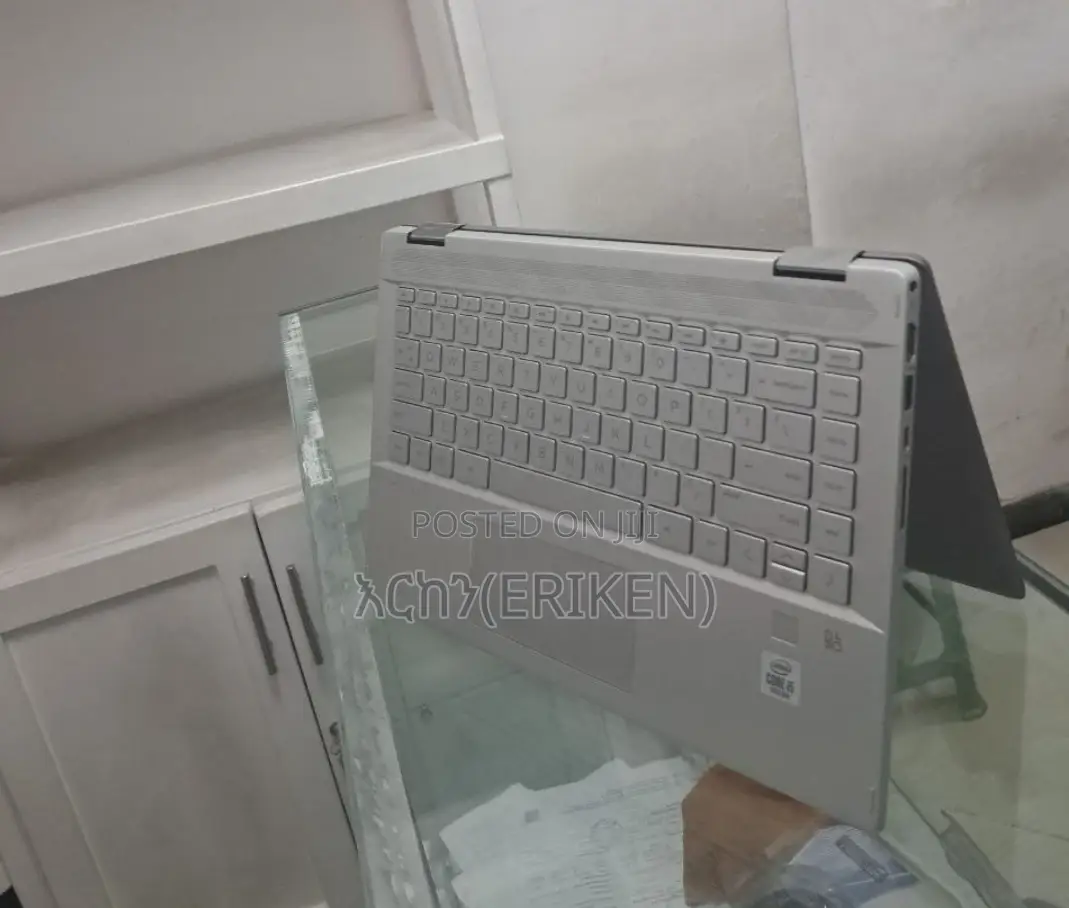 New Laptop HP Pavilion 15 8GB Intel Core I5 SSD 512GB