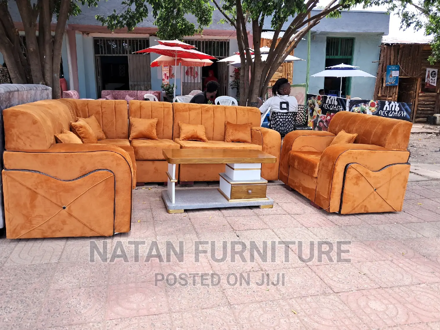 New L Shaped Sofa Withe a Good Quality and Coolers Choices