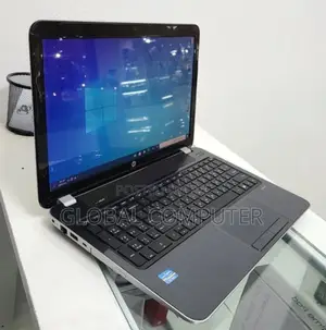 New Laptop HP Pavilion 13 4GB Intel Core I5 HDD 500GB