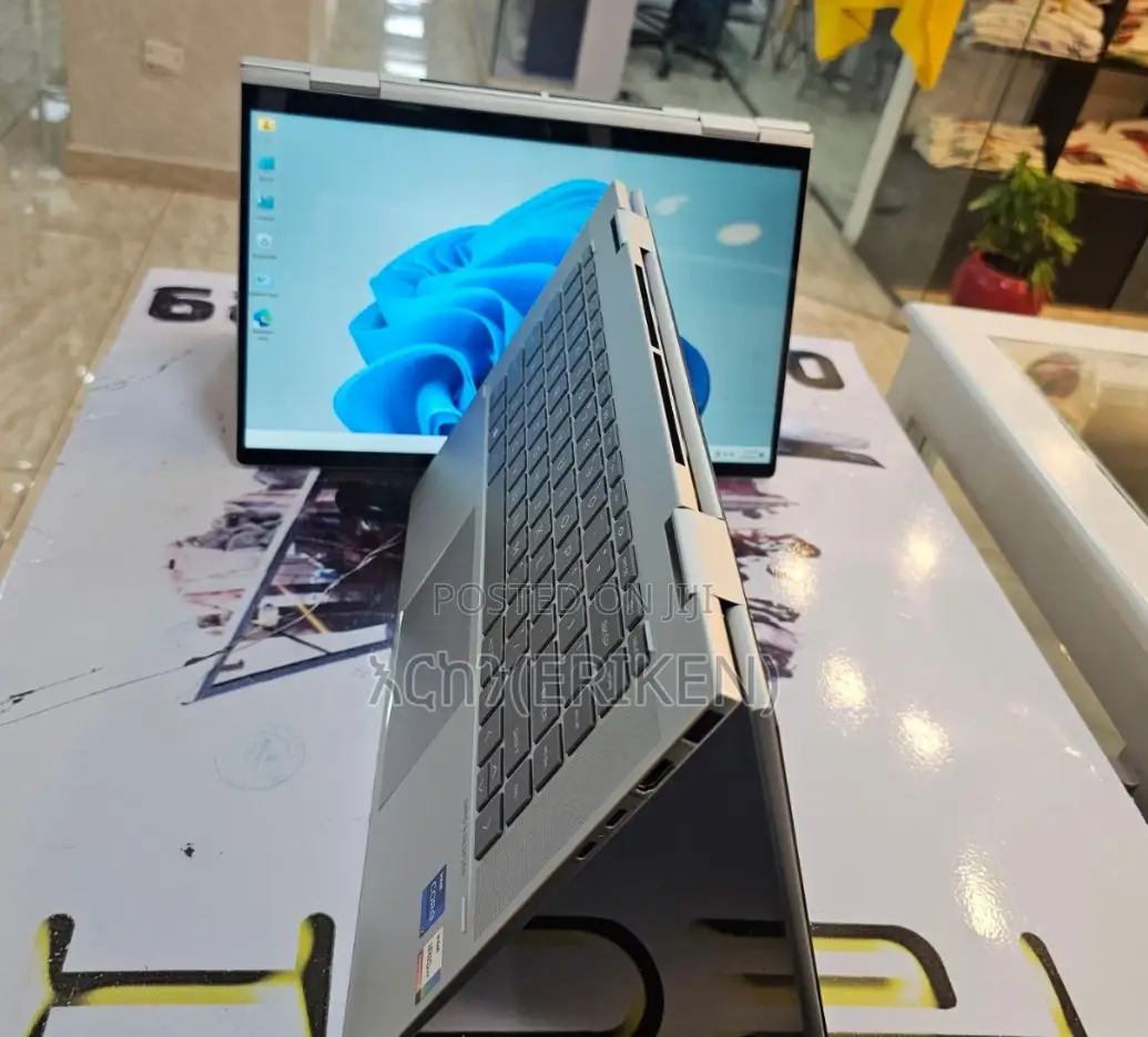 New Laptop HP Envy X360 16GB Intel Core I7 SSD 512GB