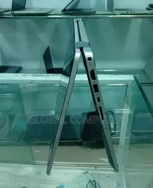 New Laptop HP Pavilion 15-Eh0050wm 8GB Intel Core I5 SSD 512GB