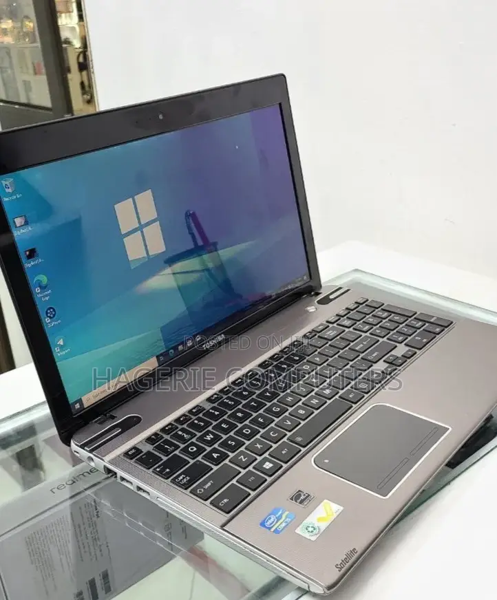 New Laptop Toshiba Satellite P850 4GB Intel Core I5 HDD 320GB