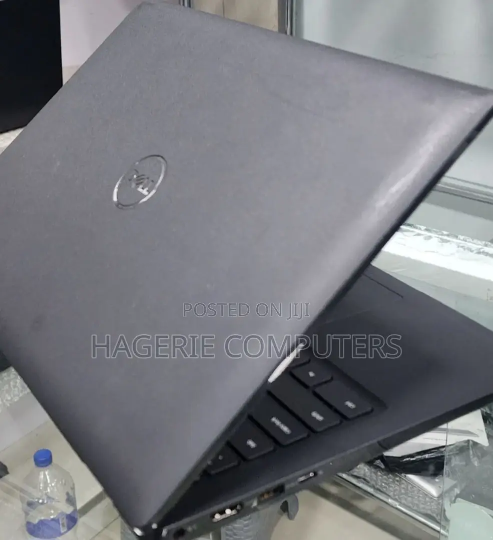 New Laptop Dell 8GB Intel Core I5 SSD 512GB