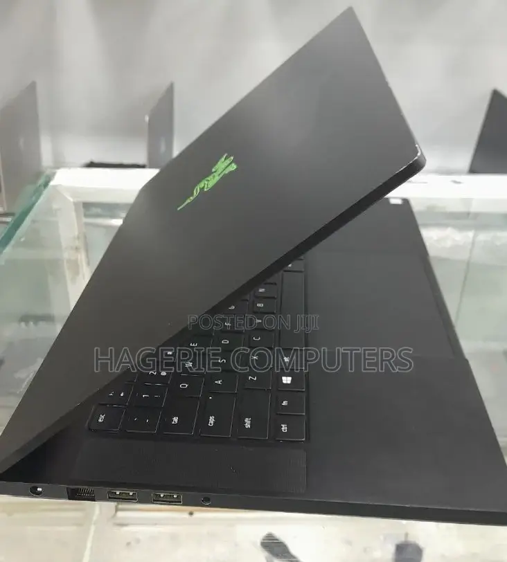 New Laptop Razer Blade 16GB Intel Core I7 SSD 1T