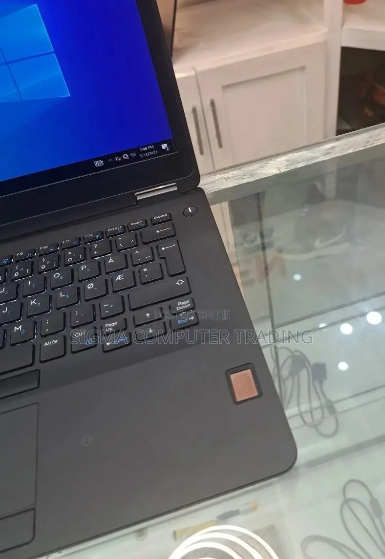 New Laptop Dell Latitude 5310 8GB Intel Core I5 SSD 256GB