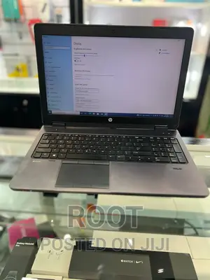 Photo - Laptop HP ZBook X2 G4 16GB Intel Core I7 HDD+SSD 500GB