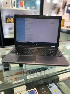 Laptop HP ZBook X2 G4 16GB Intel Core I7 HDD+SSD 500GB