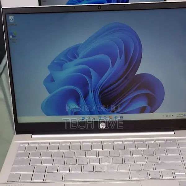 New Laptop HP Stream Notebook 8GB AMD Ryzen 5 SSD 512GB