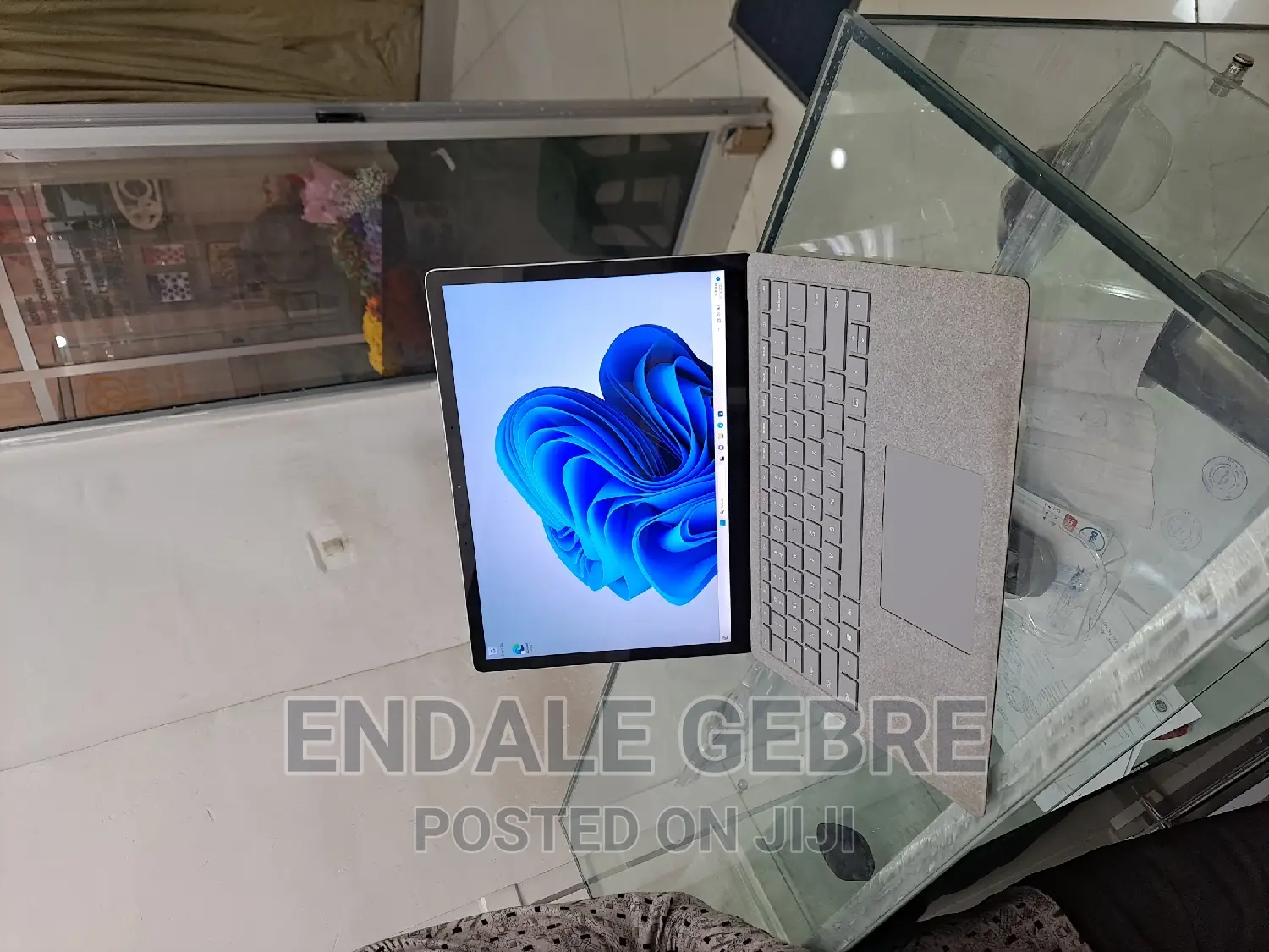 New Laptop Microsoft Surface 8GB Intel Core I3 SSD 512GB