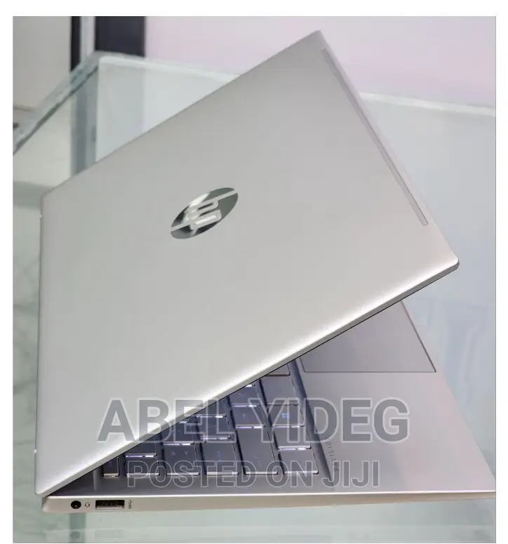 New Laptop HP Pavilion 14 8GB AMD Ryzen 5 SSD 512GB