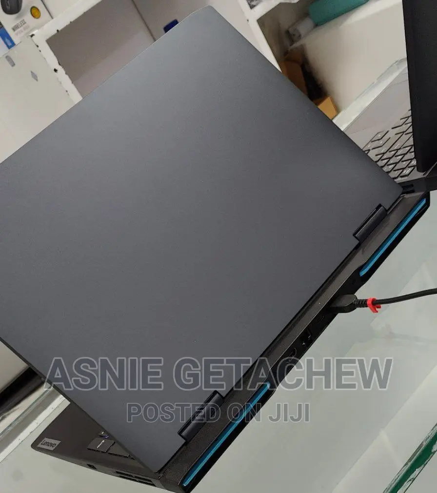 New Laptop Lenovo Chromebook S330 4GB Intel Core I7 HDD 512GB