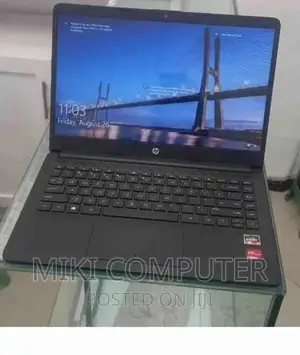 New Laptop HP Stream Notebook 8GB AMD Ryzen 3 HDD 1T