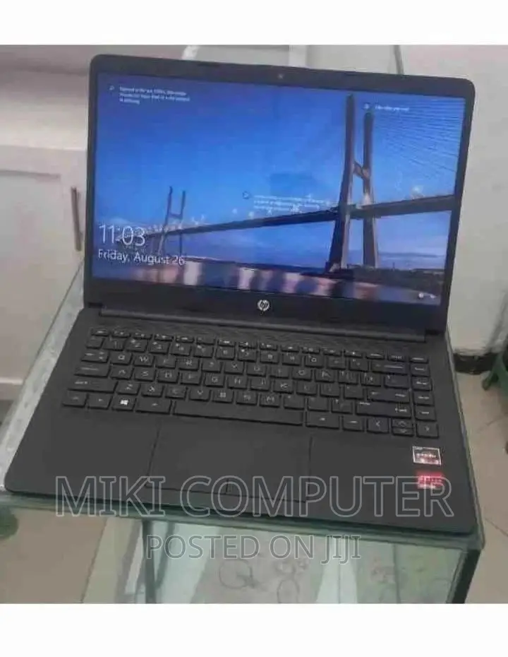 New Laptop HP Stream Notebook 8GB AMD Ryzen 3 HDD 1T