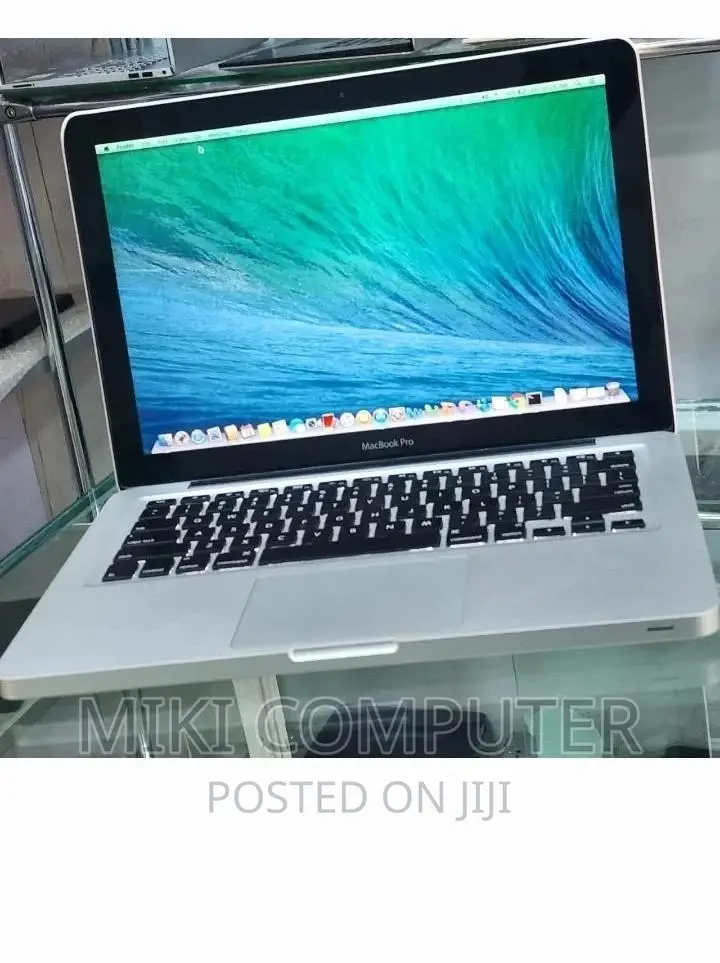 New Laptop Apple MacBook 2012 4GB Intel Core i5 HDD 500GB