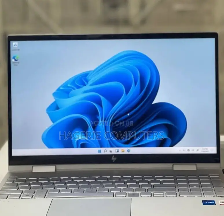 New Laptop HP Envy X360 8GB Intel Core I5 SSD 512GB