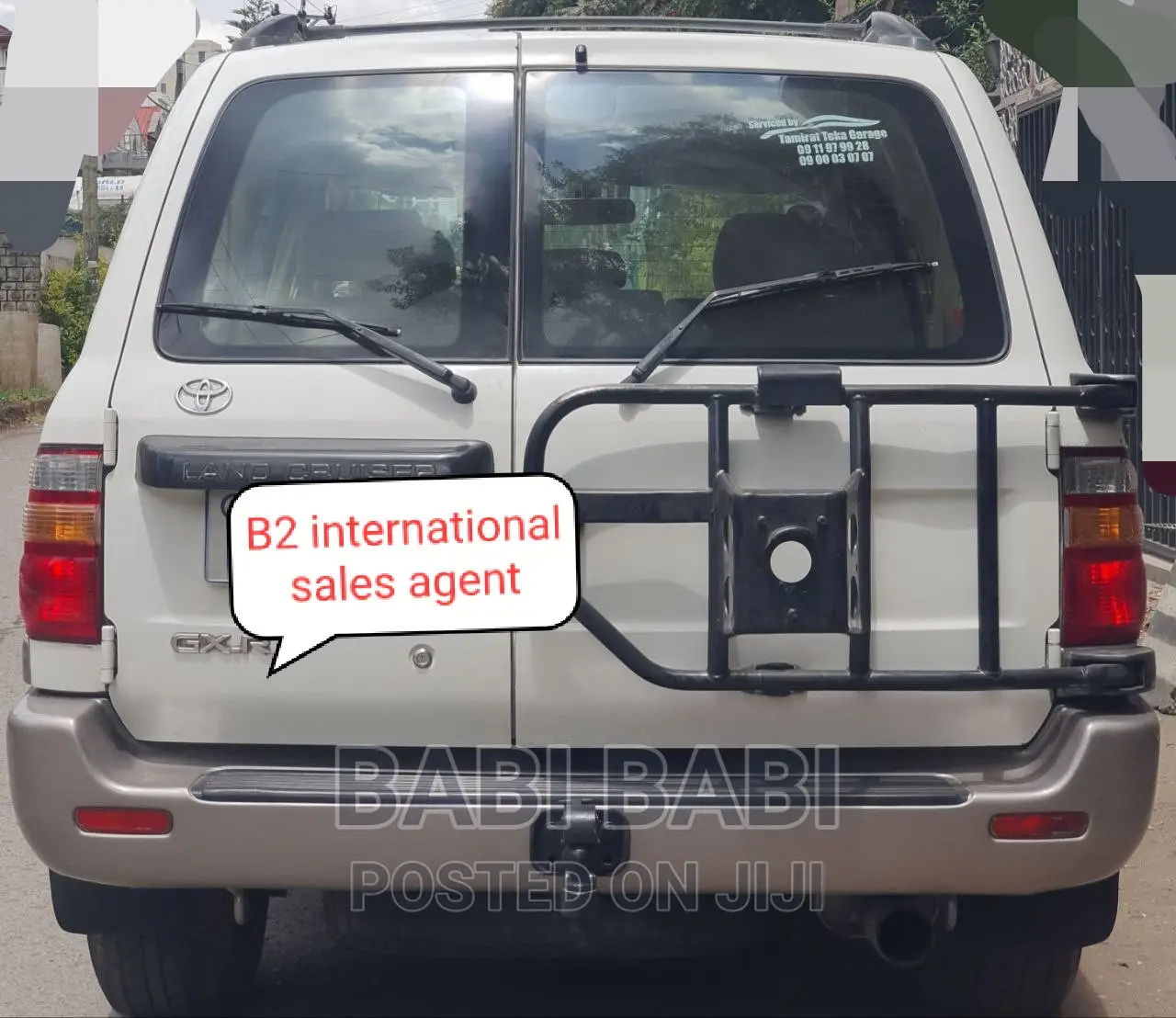 Toyota Land Cruiser 2005 White