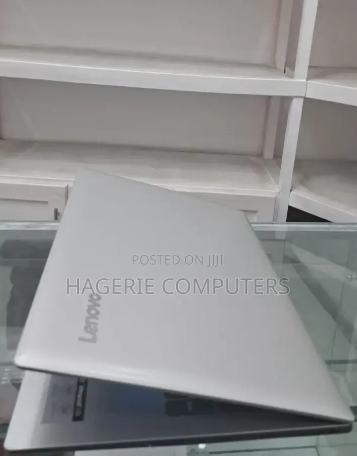 New Laptop Lenovo IdeaPad 330C 8GB Intel Core I3 SSD 512GB