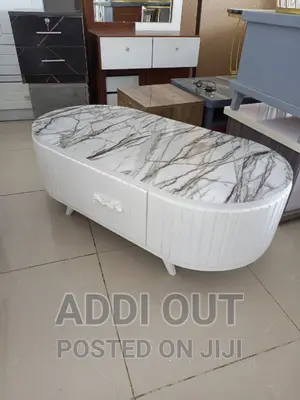 Photo - Table/ጠረጴዛ