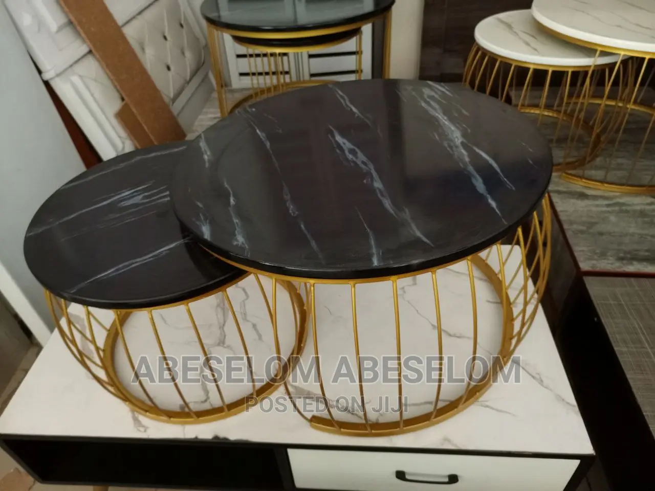 የሶፋ ጠረጴዛዎች