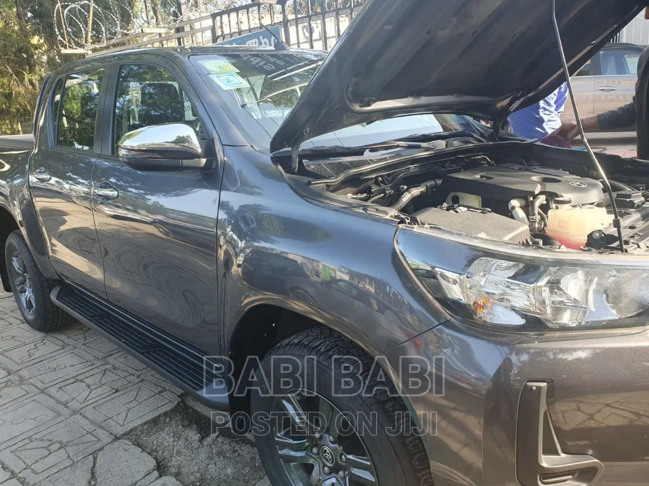 New Toyota Hilux 2022 Gray