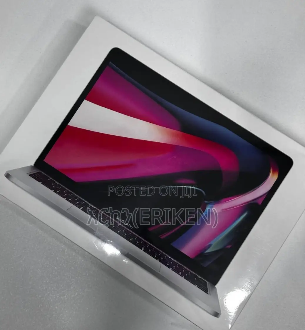 New Laptop Apple MacBook Pro 2022 M2 8GB Apple M2 SSD 512GB