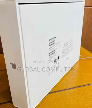 New Laptop Apple MacBook Air 2022 M2 8GB Apple M2 SSD 256GB