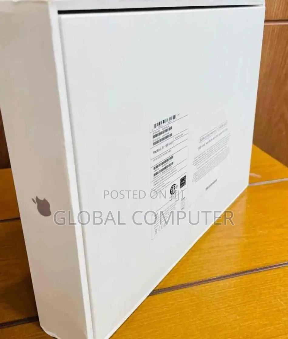 New Laptop Apple MacBook Air 2022 M2 8GB Apple M2 SSD 256GB