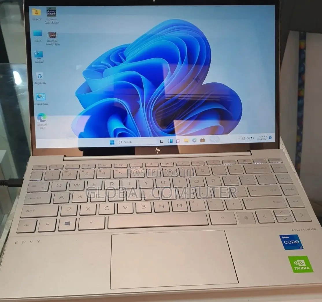 New Laptop HP Pavilion 15 16GB Intel Core I7 SSD 512GB