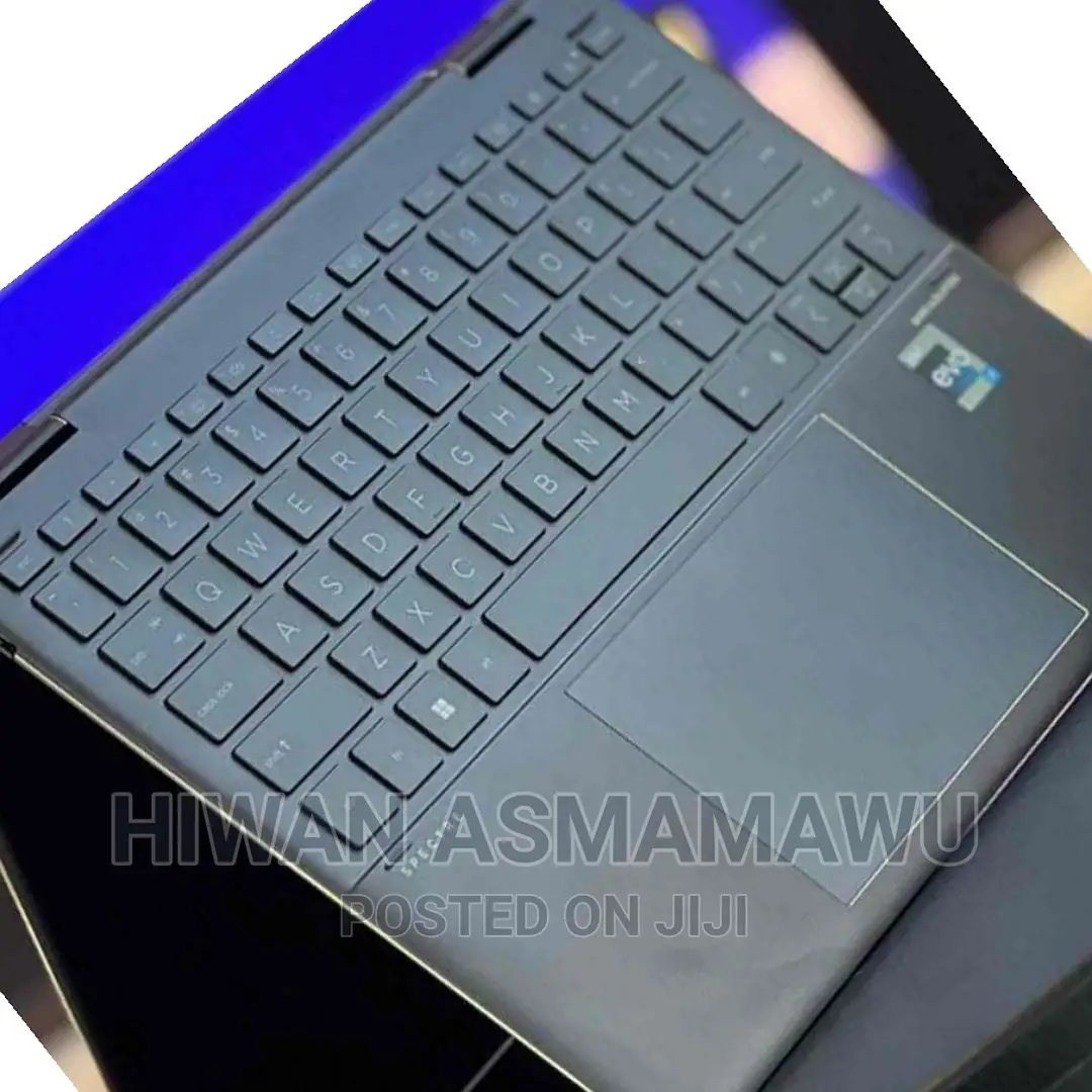 New Laptop HP Spectre X360 16GB Intel Core I7 SSD 512GB