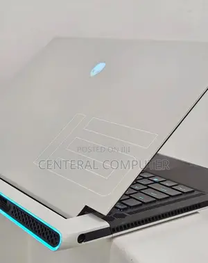New Laptop Alienware Area-51m 32GB Intel Core I7 SSD 1T