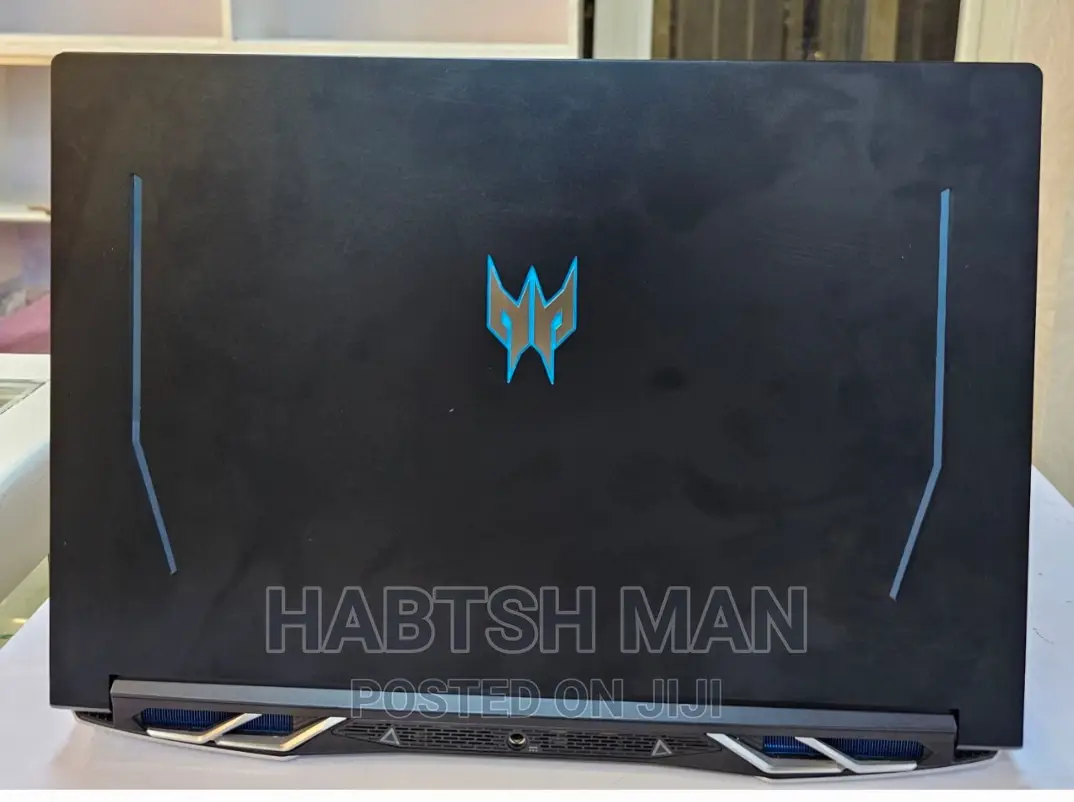 New Laptop Acer Predator Helios 300 16GB Intel Core I9 SSD 512GB