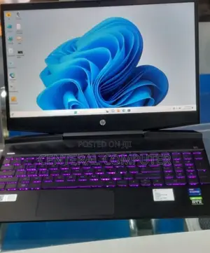 New Laptop HP Pavilion 17z 16GB Intel Core I7 SSD 512GB