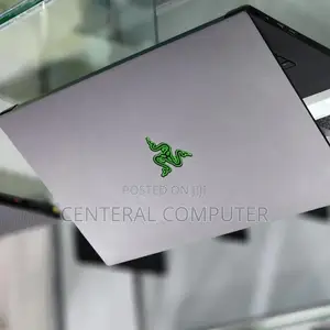 New Laptop Razer Blade 16GB Intel Core i7 SSD 1T