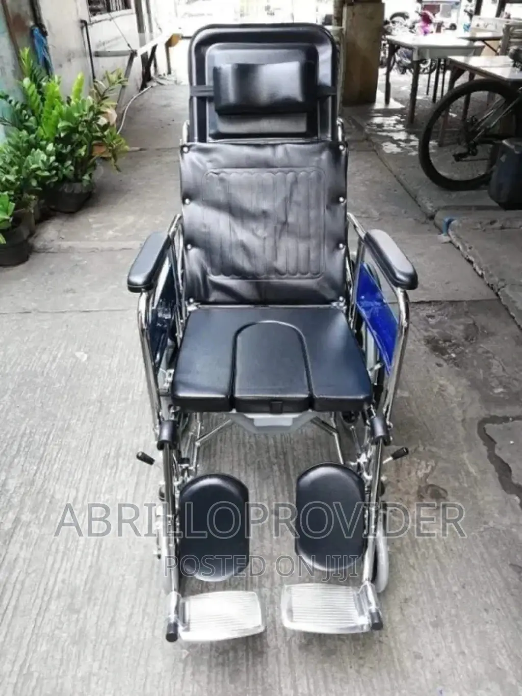 FOLDABLE COMMODEWHEELCHAIR /Toilet Wheelchair/Popowheelchair
