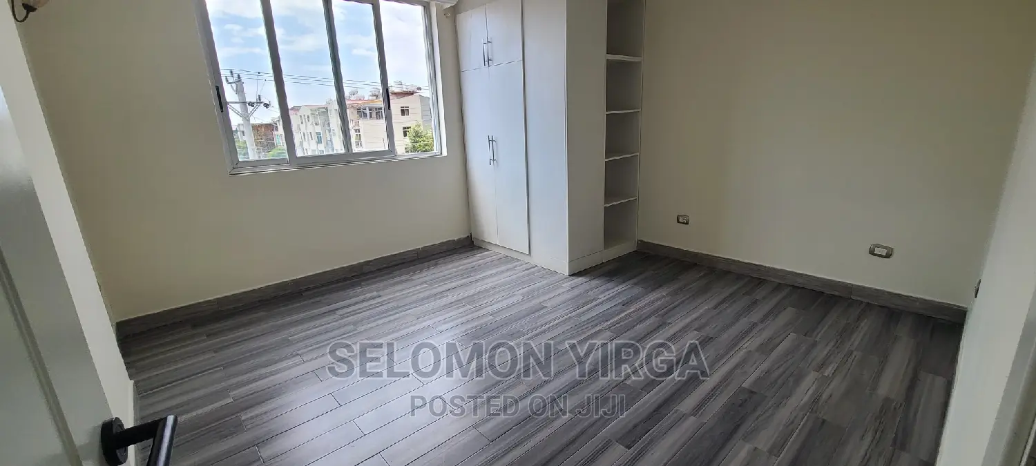 4bdrm Apartment in አድስ አበባ, Bole for rent