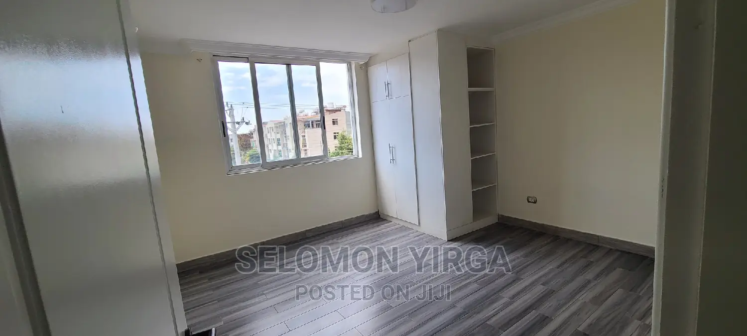 4bdrm Apartment in አድስ አበባ, Bole for rent