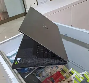 New Laptop Dell Precision 15 5540 16GB Intel Core I7 SSD 512GB