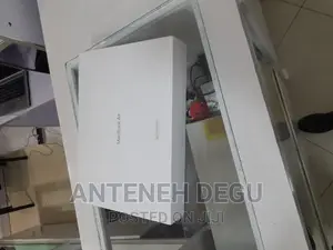 Photo - New Laptop Apple MacBook Air 2022 M2 8GB Apple M2 SSD 256GB