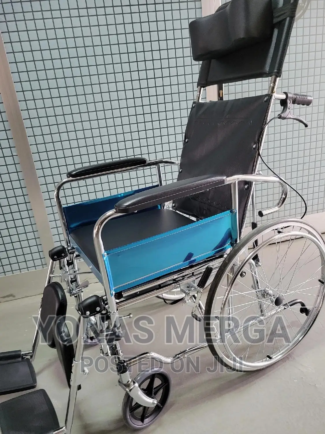 Bed Wheelchair/Poty Wheelchair/Multifunctional Wheelchair/