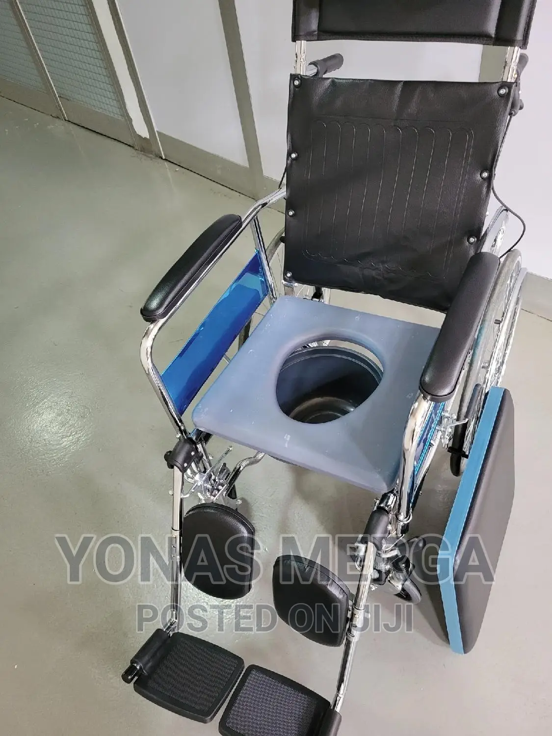 Bed Wheelchair/Poty Wheelchair/Multifunctional Wheelchair/
