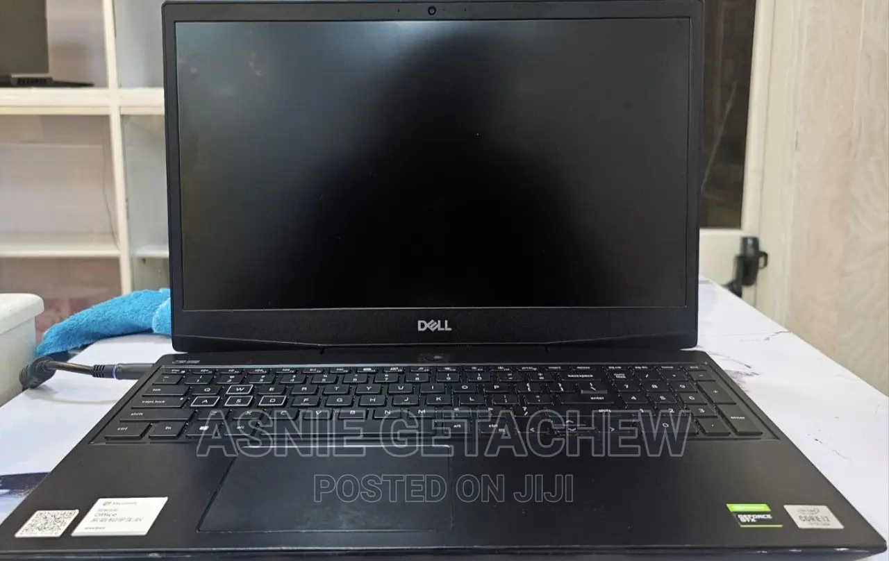 New Laptop Dell Latitude 5310 6GB Intel Core I7 HDD 512GB