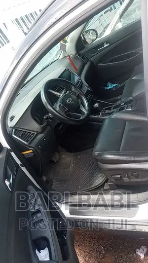 New Toyota Hilux 2022 Silver